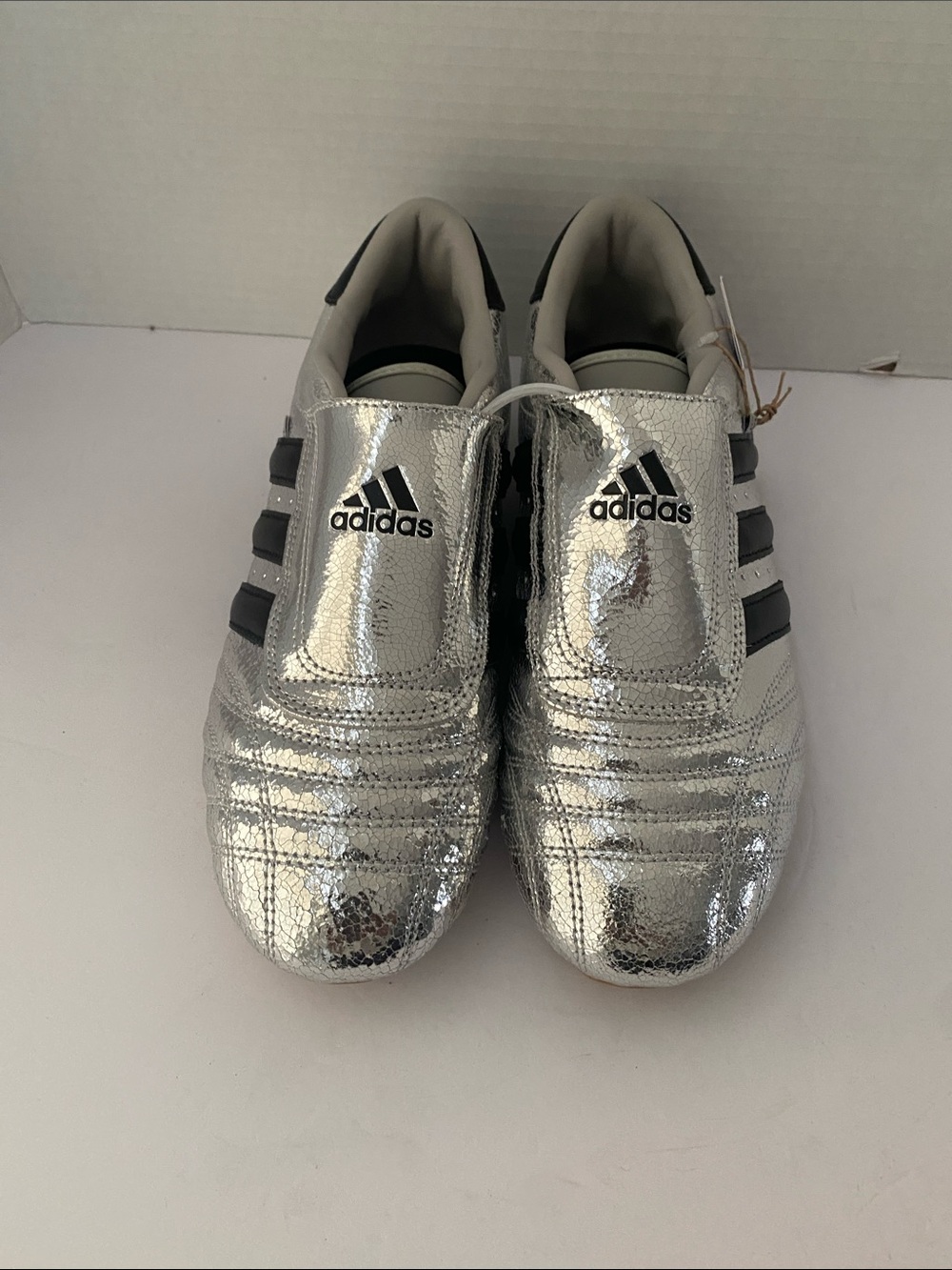 adidas Metallic Silver Taekwondo -Inspired Slip-Ons with Black Stripes size 8.5 - Picture 3 of 6